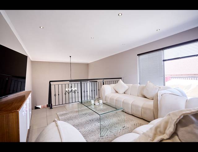 3 BEDROOM HOUSE FOR SALE IN BARBEQUE DOWNS